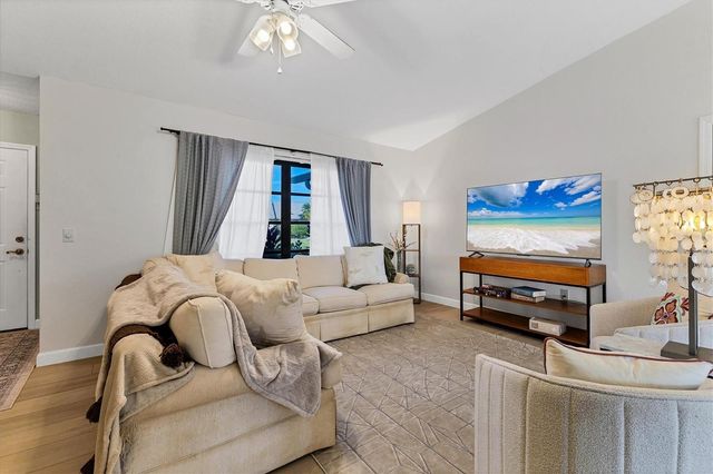 25 BUNKER COURT, Rotonda West, FL 33947