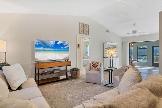 25 BUNKER COURT, Rotonda West, FL 33947