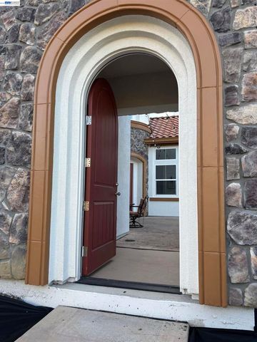 21 Withers Court, Lafayette, CA 94549