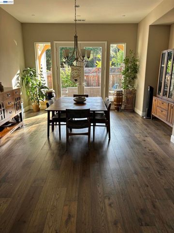 21 Withers Court, Lafayette, CA 94549