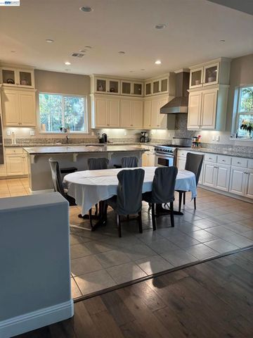 21 Withers Court, Lafayette, CA 94549