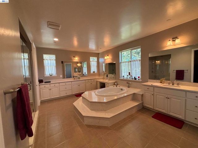 21 Withers Court, Lafayette, CA 94549