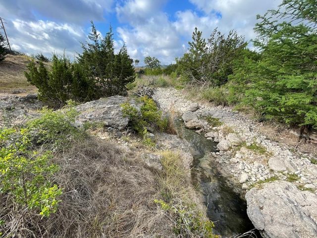 326 Rocky Creek RD, Medina, TX 78055
