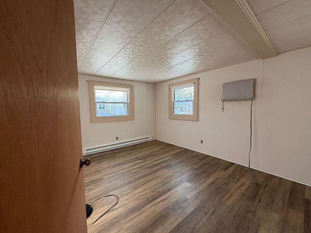 22 Fairfield Drive, Concord, NH 03301