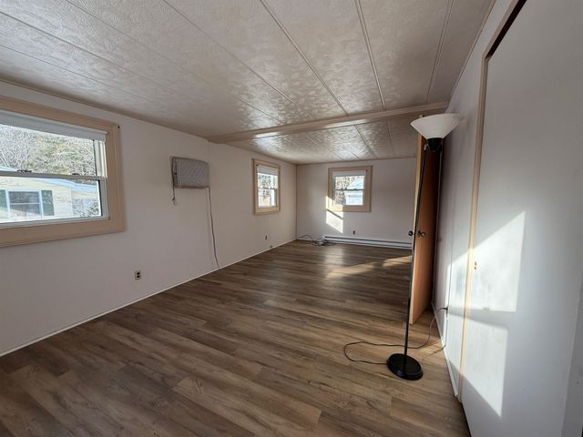 22 Fairfield Drive, Concord, NH 03301