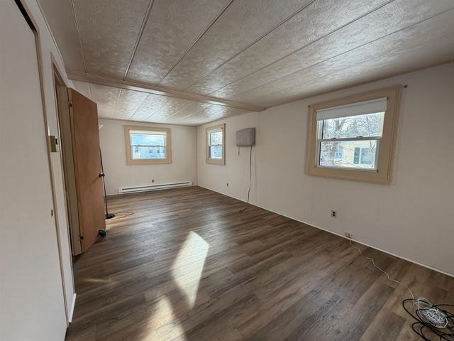 22 Fairfield Drive, Concord, NH 03301