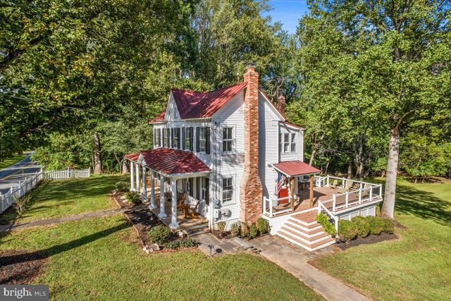 7321 WOLF RUN SHOALS RD, Fairfax Station, VA 22039