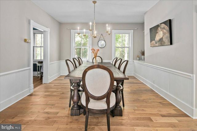 7321 WOLF RUN SHOALS RD, Fairfax Station, VA 22039