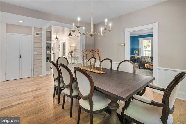 7321 WOLF RUN SHOALS RD, Fairfax Station, VA 22039