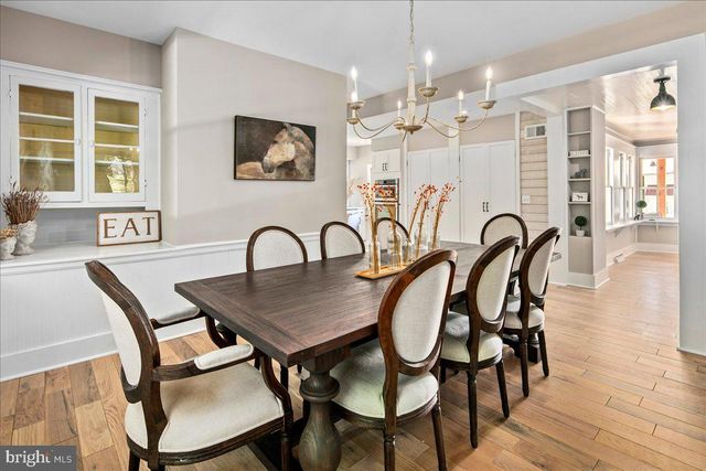 7321 WOLF RUN SHOALS RD, Fairfax Station, VA 22039