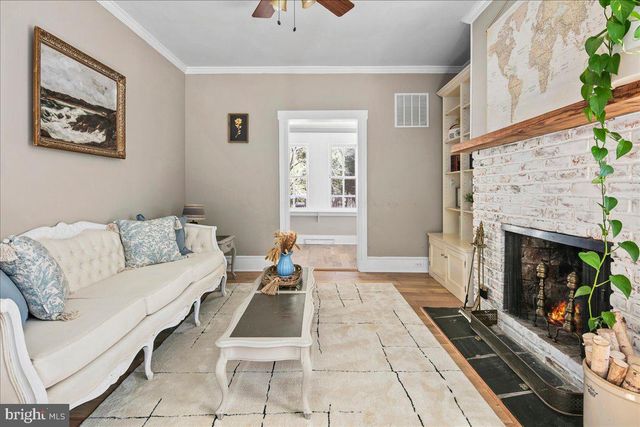 7321 WOLF RUN SHOALS RD, Fairfax Station, VA 22039