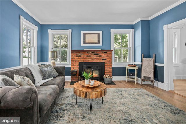 7321 WOLF RUN SHOALS RD, Fairfax Station, VA 22039