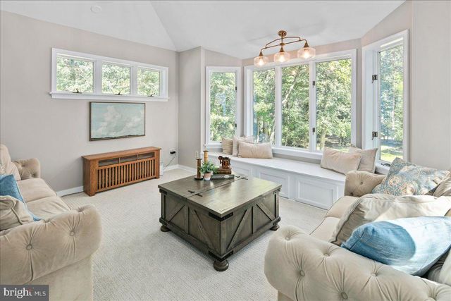 7321 WOLF RUN SHOALS RD, Fairfax Station, VA 22039