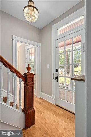 7321 WOLF RUN SHOALS RD, Fairfax Station, VA 22039