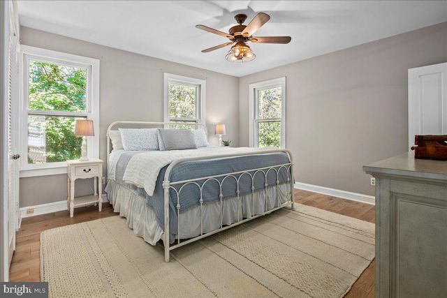 7321 WOLF RUN SHOALS RD, Fairfax Station, VA 22039