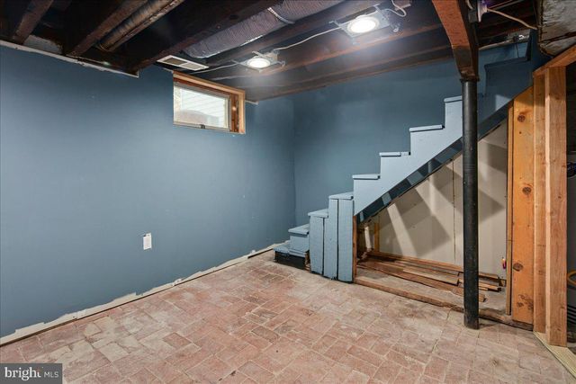 7321 WOLF RUN SHOALS RD, Fairfax Station, VA 22039