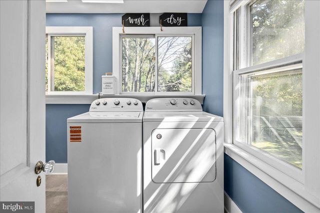 7321 WOLF RUN SHOALS RD, Fairfax Station, VA 22039