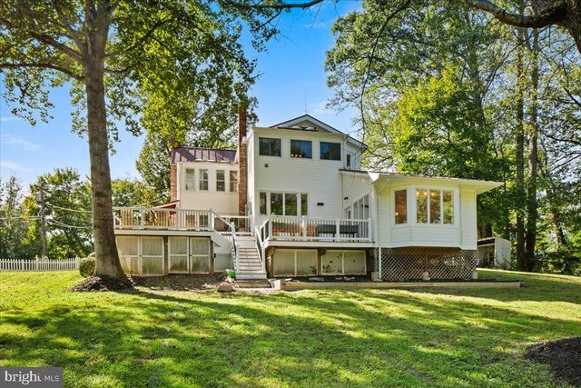 7321 WOLF RUN SHOALS RD, Fairfax Station, VA 22039