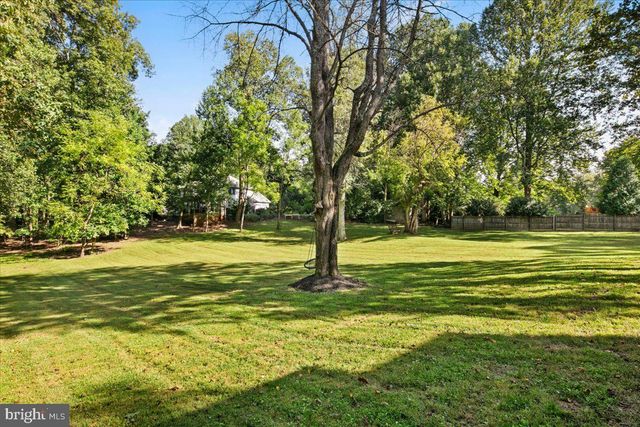 7321 WOLF RUN SHOALS RD, Fairfax Station, VA 22039