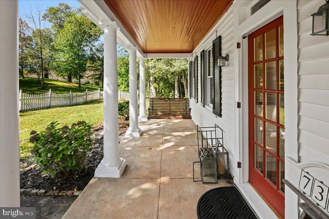 7321 WOLF RUN SHOALS RD, Fairfax Station, VA 22039
