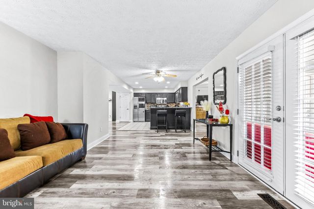902 LAUREN WAY, Baltimore, MD 21226