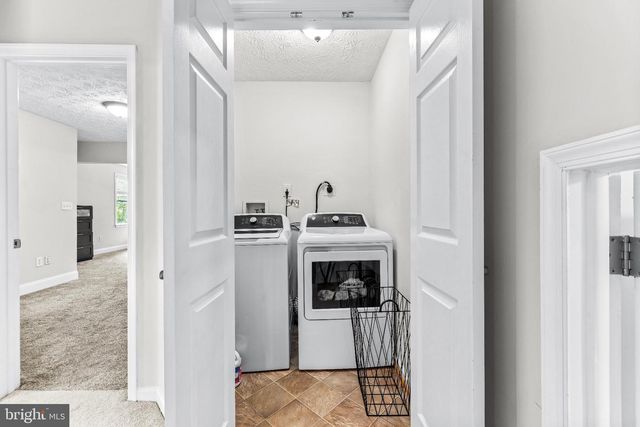 902 LAUREN WAY, Baltimore, MD 21226