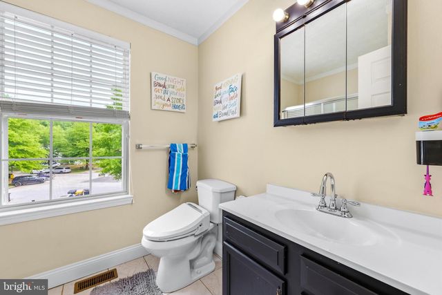 902 LAUREN WAY, Baltimore, MD 21226
