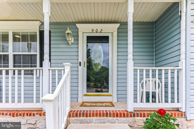 902 LAUREN WAY, Baltimore, MD 21226