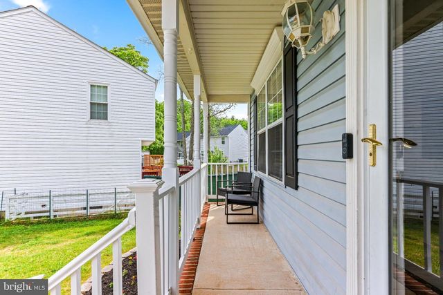 902 LAUREN WAY, Baltimore, MD 21226