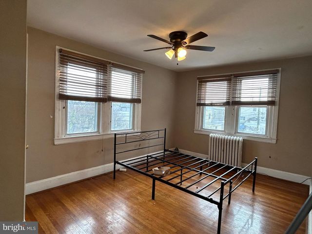 7502 PARKVIEW RD, Upper Darby, PA 19082