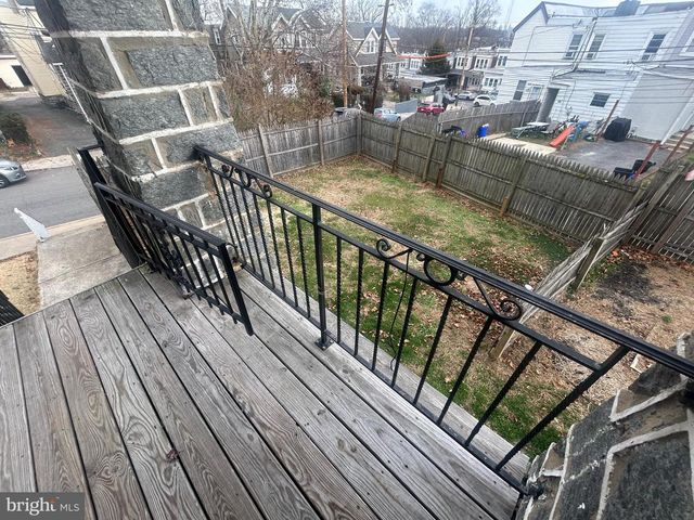 7502 PARKVIEW RD, Upper Darby, PA 19082