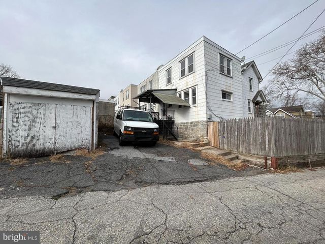 7502 PARKVIEW RD, Upper Darby, PA 19082