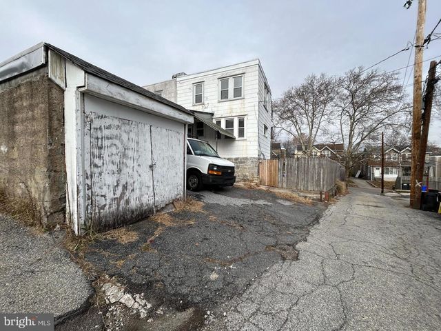 7502 PARKVIEW RD, Upper Darby, PA 19082