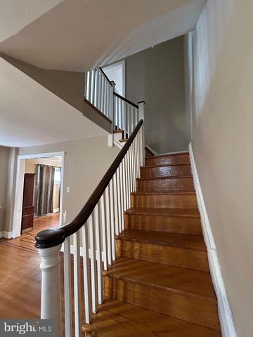 7502 PARKVIEW RD, Upper Darby, PA 19082