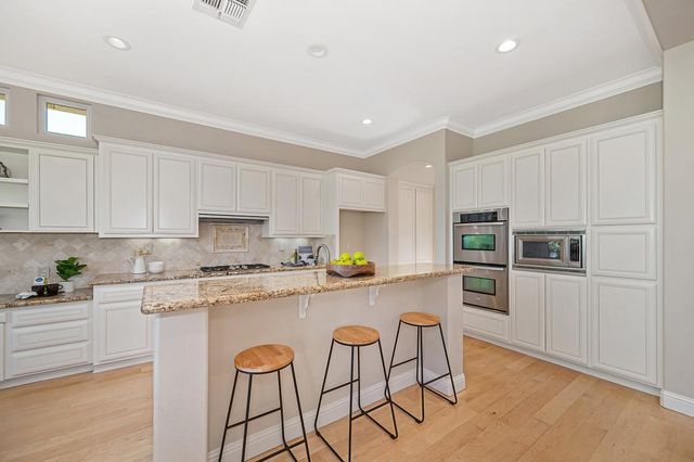 4019 Royal Troon Dr, El Dorado Hills, CA 95762