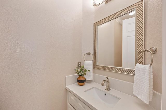 4019 Royal Troon Dr, El Dorado Hills, CA 95762