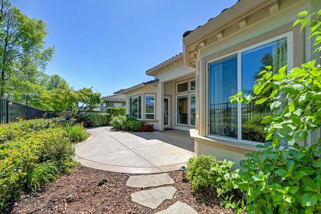 4019 Royal Troon Dr, El Dorado Hills, CA 95762