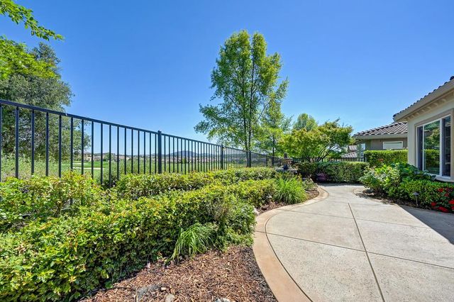 4019 Royal Troon Dr, El Dorado Hills, CA 95762