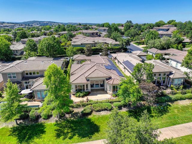 4019 Royal Troon Dr, El Dorado Hills, CA 95762