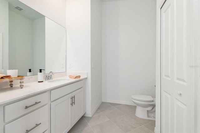 12550 GALAPAGOS COURT 208, Venice, FL 34293