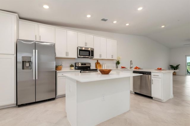 12550 GALAPAGOS COURT 208, Venice, FL 34293