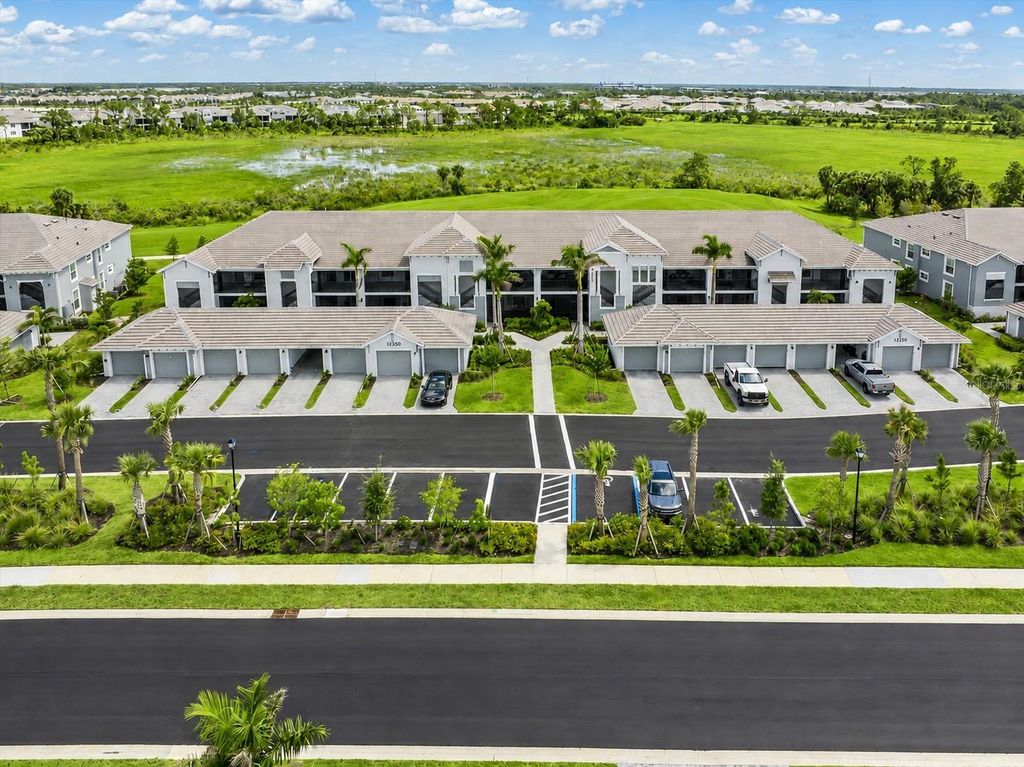 12550 GALAPAGOS COURT 208, Venice, FL 34293