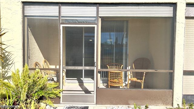 4380 27th CT SW 1, Naples, FL 34116