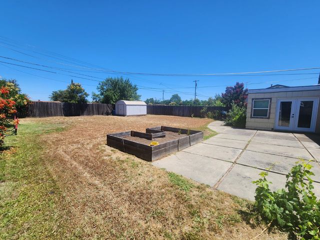 5011 North Pkwy, Sacramento, CA 95823