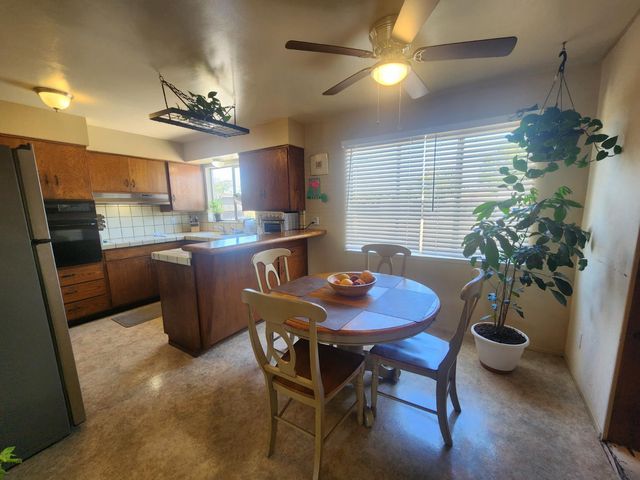 5011 North Pkwy, Sacramento, CA 95823