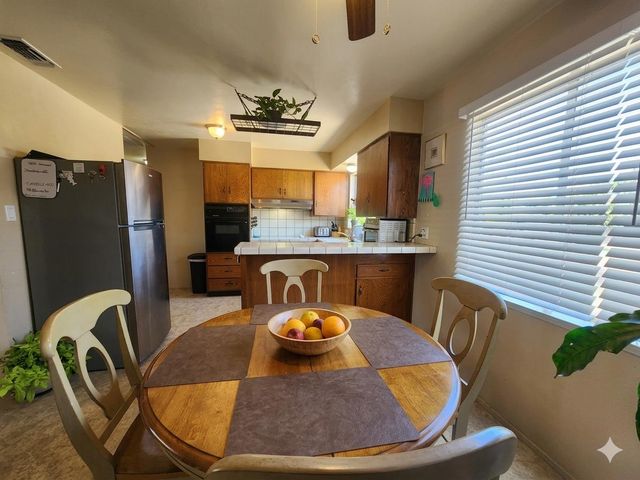 5011 North Pkwy, Sacramento, CA 95823