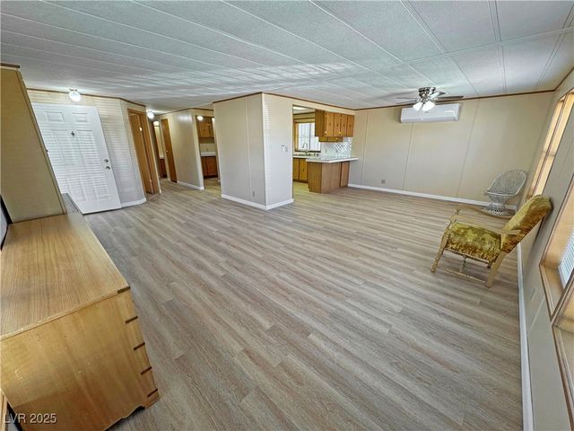 311 West FERNDELL Street, Pahrump, NV 89048