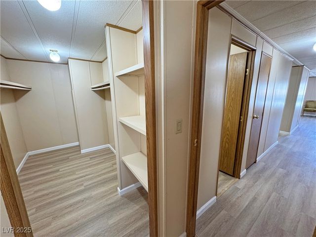 311 West FERNDELL Street, Pahrump, NV 89048