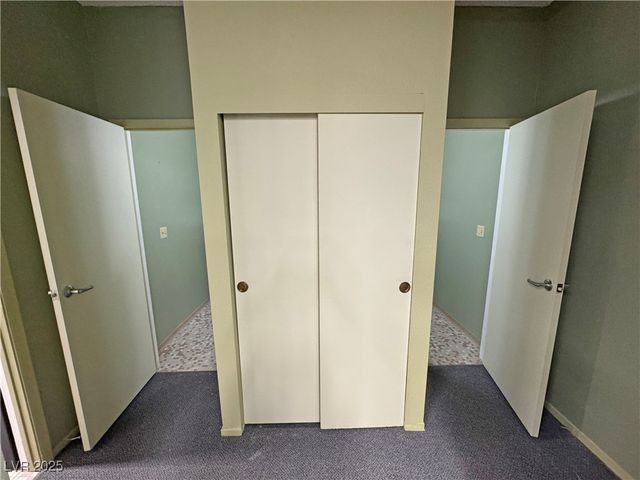 311 West FERNDELL Street, Pahrump, NV 89048