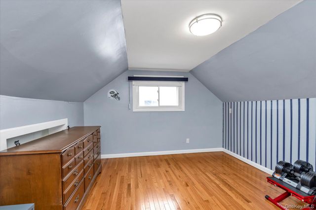 5 Wilfred Boulevard, Hicksville, NY 11801